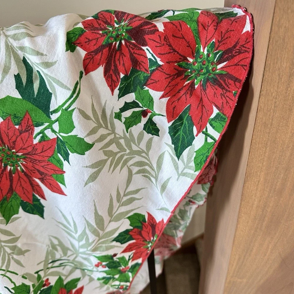 white birch vtg poinsettia